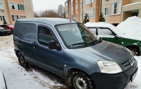 Peugeot Partner II рестайлинг 2, 2011 год, 540 000 рублей, 2 фотография