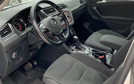 Volkswagen Tiguan II, 2017 год, 2 975 000 рублей, 9 фотография