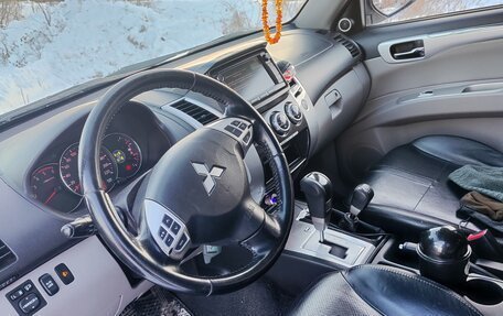 Mitsubishi Pajero Sport II рестайлинг, 2014 год, 1 839 000 рублей, 10 фотография