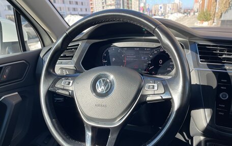 Volkswagen Tiguan II, 2017 год, 2 870 000 рублей, 8 фотография