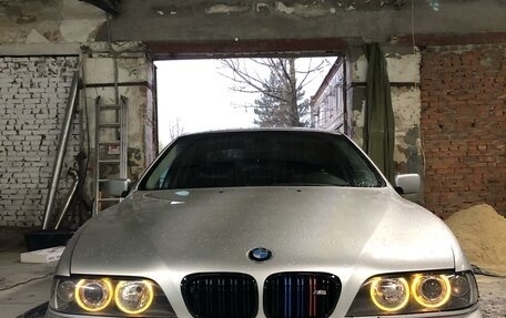 BMW 5 серия, 2002 год, 850 000 рублей, 8 фотография