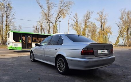 BMW 5 серия, 2002 год, 850 000 рублей, 18 фотография