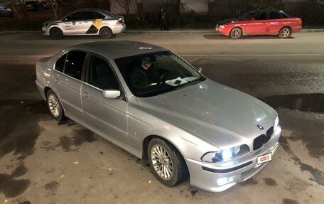 BMW 5 серия, 2002 год, 850 000 рублей, 24 фотография