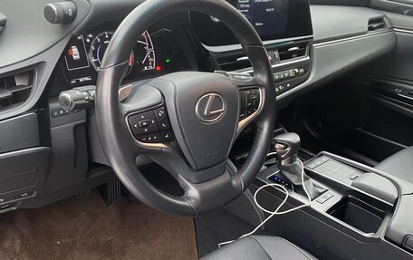 Lexus ES VII, 2021 год, 4 550 000 рублей, 2 фотография