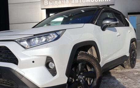 Toyota RAV4, 2020 год, 3 481 000 рублей, 7 фотография
