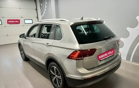 Volkswagen Tiguan II, 2018 год, 3 250 000 рублей, 6 фотография