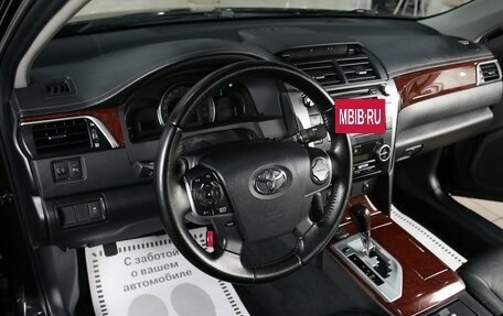 Toyota Camry, 2013 год, 1 299 000 рублей, 5 фотография