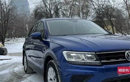 Volkswagen Tiguan II, 2019 год, 2 550 000 рублей, 2 фотография