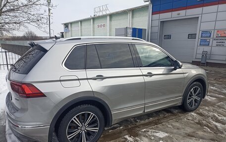 Volkswagen Tiguan II, 2017 год, 3 000 000 рублей, 4 фотография