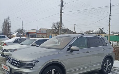 Volkswagen Tiguan II, 2017 год, 3 000 000 рублей, 5 фотография
