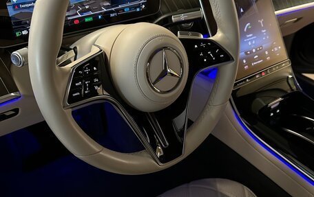 Mercedes-Benz S-Класс, 2021 год, 18 000 000 рублей, 17 фотография