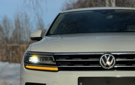 Volkswagen Tiguan II, 2018 год, 3 200 000 рублей, 4 фотография