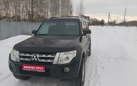 Mitsubishi Pajero IV, 2013 год, 2 050 000 рублей, 1 фотография