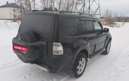Mitsubishi Pajero IV, 2013 год, 2 050 000 рублей, 2 фотография