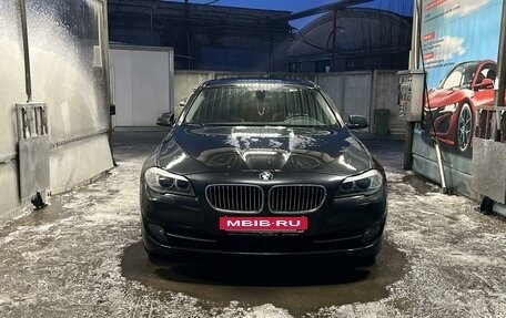 BMW 5 серия, 2010 год, 1 700 000 рублей, 3 фотография