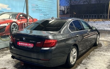 BMW 5 серия, 2010 год, 1 700 000 рублей, 9 фотография