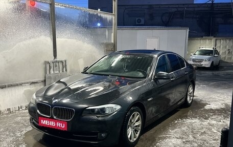 BMW 5 серия, 2010 год, 1 700 000 рублей, 6 фотография