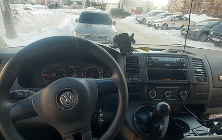 Volkswagen Transporter T5 рестайлинг, 2012 год, 2 070 000 рублей, 8 фотография
