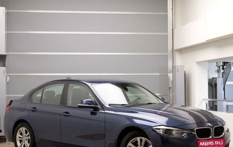 BMW 3 серия, 2018 год, 2 470 000 рублей, 3 фотография