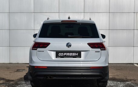 Volkswagen Tiguan II, 2018 год, 2 550 000 рублей, 4 фотография