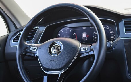 Volkswagen Tiguan II, 2018 год, 2 550 000 рублей, 14 фотография
