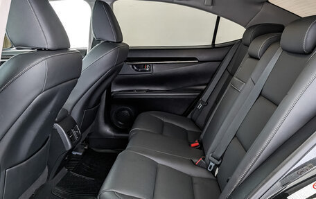 Lexus ES VII, 2018 год, 3 250 000 рублей, 25 фотография