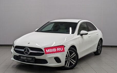 Mercedes-Benz A-Класс, 2021 год, 3 390 000 рублей, 4 фотография