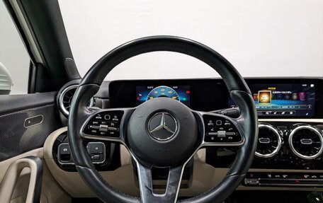 Mercedes-Benz A-Класс, 2021 год, 3 390 000 рублей, 25 фотография