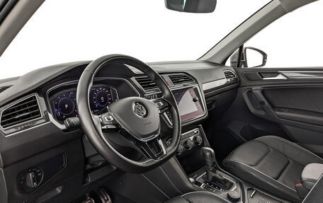Volkswagen Tiguan II, 2020 год, 3 495 000 рублей, 8 фотография