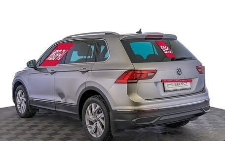 Volkswagen Tiguan II, 2021 год, 3 135 000 рублей, 3 фотография