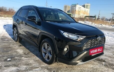 Toyota RAV4, 2020 год, 4 100 000 рублей, 2 фотография