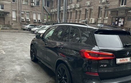 BMW X5, 2019 год, 5 800 000 рублей, 3 фотография