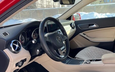 Mercedes-Benz GLA, 2017 год, 2 750 000 рублей, 10 фотография