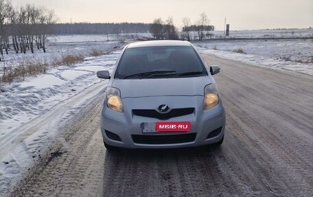 Toyota Vitz, 2010 год, 600 000 рублей, 2 фотография