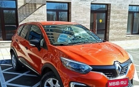 Renault Kaptur I рестайлинг, 2018 год, 1 720 000 рублей, 1 фотография