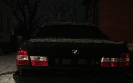BMW 5 серия, 1988 год, 210 000 рублей, 1 фотография