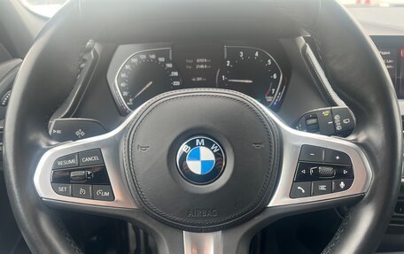 BMW 1 серия, 2020 год, 3 190 000 рублей, 21 фотография