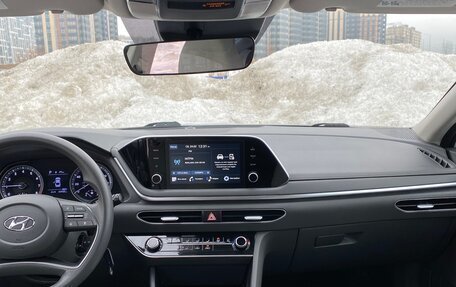 Hyundai Sonata VIII, 2019 год, 2 390 000 рублей, 31 фотография