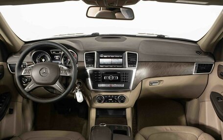 Mercedes-Benz GL-Класс, 2014 год, 2 845 000 рублей, 15 фотография