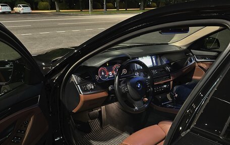 BMW 5 серия, 2015 год, 3 090 000 рублей, 2 фотография