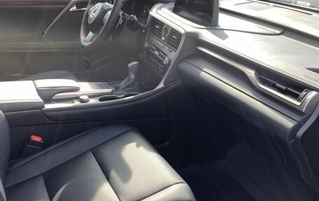 Lexus RX IV рестайлинг, 2022 год, 6 390 000 рублей, 8 фотография