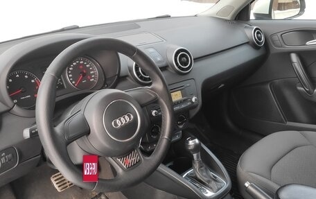 Audi A1, 2011 год, 1 050 000 рублей, 7 фотография