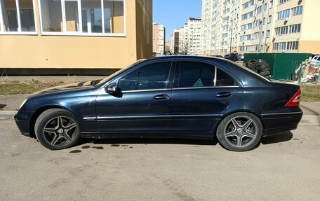 Mercedes-Benz C-Класс, 2003 год, 680 000 рублей, 5 фотография