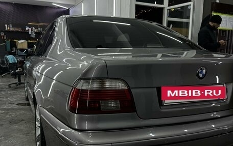 BMW 5 серия, 1999 год, 870 000 рублей, 3 фотография