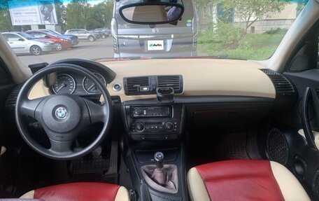 BMW 1 серия, 2005 год, 600 000 рублей, 3 фотография