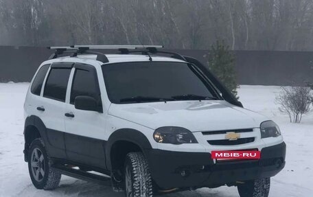 Chevrolet Niva I рестайлинг, 2019 год, 1 150 000 рублей, 12 фотография