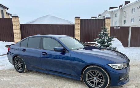 BMW 3 серия, 2020 год, 3 900 000 рублей, 4 фотография