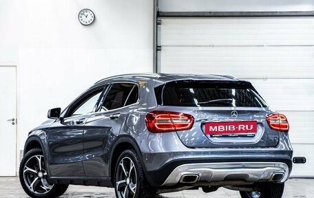Mercedes-Benz GLA, 2015 год, 1 999 000 рублей, 4 фотография