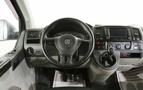 Volkswagen Caravelle T5, 2010 год, 1 795 000 рублей, 14 фотография