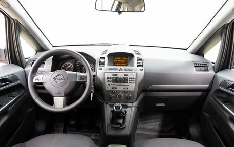 Opel Zafira B, 2005 год, 778 000 рублей, 14 фотография